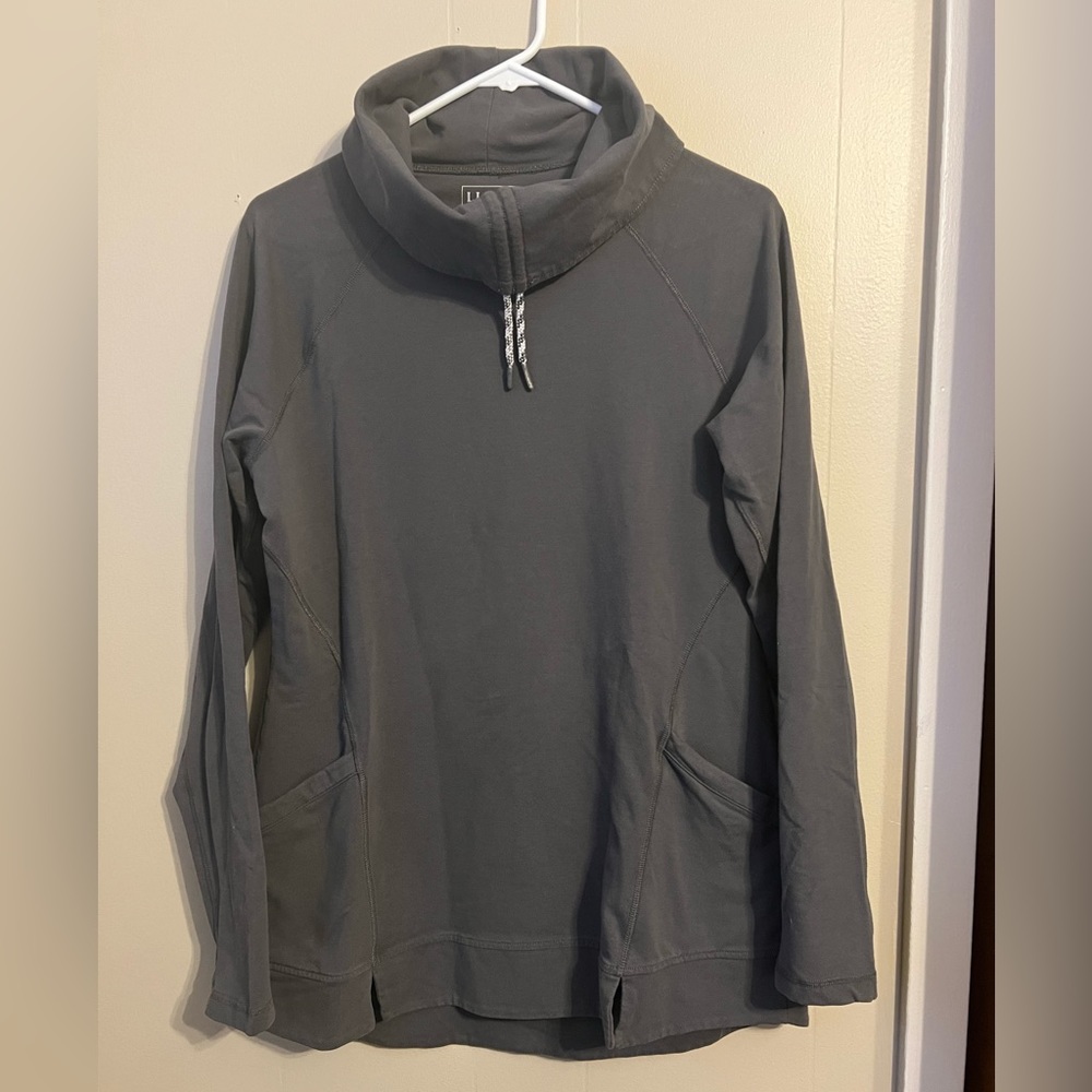 LL Bean cowl neck sweatshirt medium outdoor hiking camping granola girl